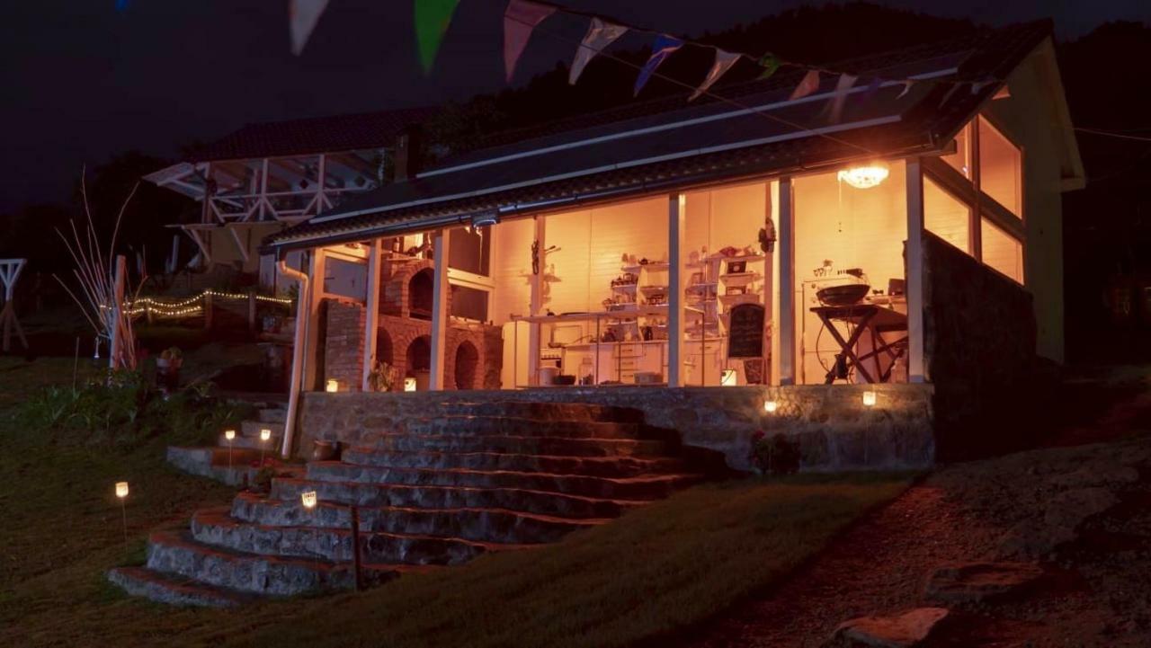 Villa Dream Tricule Svinita Exterior foto